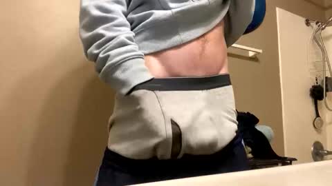 Snapshot of mrmeltyourheart chatting on February 25, 5:50 am James online show from February 25, 5:50 am