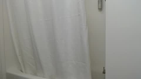 mrmister321 online show from February 28, 8:43 pm