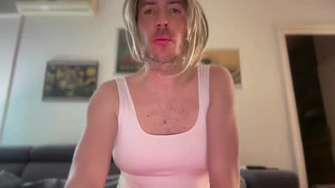 TaleOfLaura online show from April 8, 10:21 pm