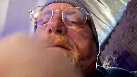 mrnmrsfucks4u online show from April 30, 5:08 pm