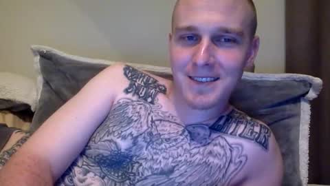 Snapshot of mronetake chatting on October 25, 2:41 am mronetake online show from October 25, 2:41 am