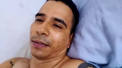 Snapshot of mrpassion3 chatting on February 11, 4:56 pm mrpassion3 online show from February 11, 4:56 pm