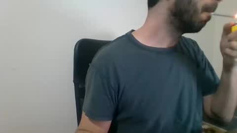 Snapshot of mrralph__90 chatting on December 6, 8:05 am Mrralph online show from December 6, 8:05 am