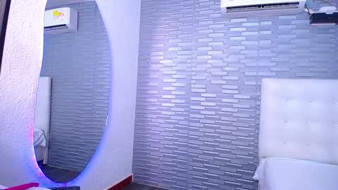 mrs_buttocks online show from February 22, 7:58 pm