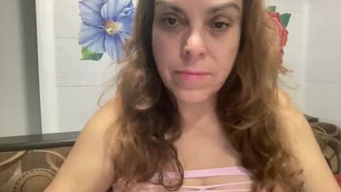 Snapshot of mrs_kinkie chatting on December 5, 12:41 am mrs_kinkie online show from December 5, 12:41 am