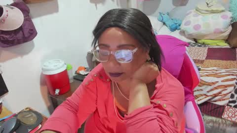 mrs_mommy online show from March 13, 12:17 am