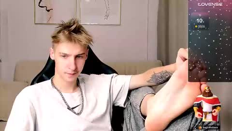 Adam online show from October 22, 6:29 pm