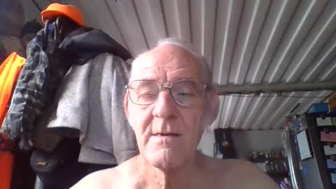 Snapshot of mrsubman chatting on June 4, 4:24 pm Chuck online show from June 4, 4:24 pm