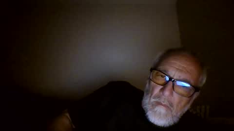 Snapshot of mrtease5 chatting on June 9, 3:40 am mrtease5 online show from June 9, 3:40 am