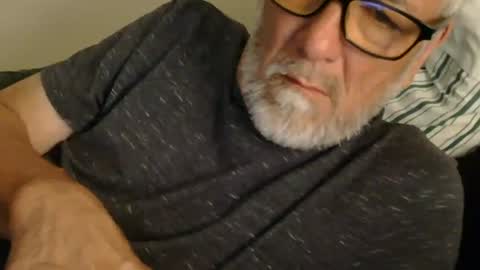 Snapshot of mrtease5 chatting on June 25, 4:12 am mrtease5 online show from June 25, 4:12 am