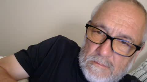 Snapshot of mrtease5 chatting on July 29, 4:21 am mrtease5 online show from July 29, 4:21 am