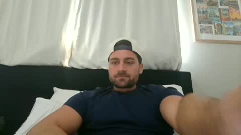 Snapshot of mrthickly818 chatting on March 20, 2:55 pm mrthickly818 online show from March 20, 2:55 pm