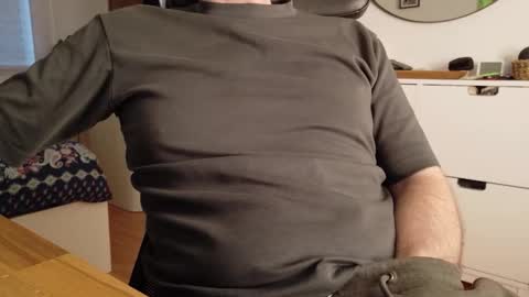 Tony online show from February 25, 7:07 am