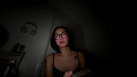 Snapshot of ms_behati chatting on October 23, 9:57 pm temptress behati online show from October 23, 9:57 pm