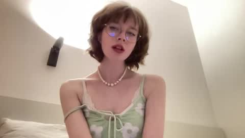 ms_christiana online show from May 19, 9:10 pm