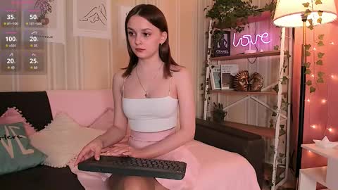 Elizabeth online show from October 7, 12:35 pm