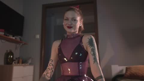 Snapshot of ms_lorelei chatting on February 7, 7:59 pm Lore online show from February 7, 7:59 pm