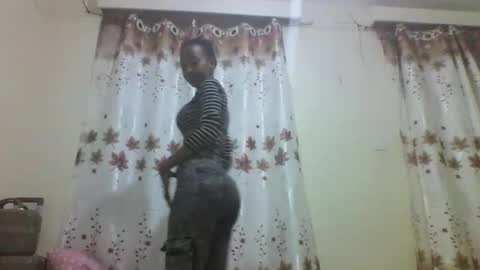 ms_luxe online show from December 16, 7:19 pm