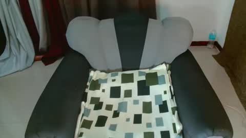 Meme online show from March 24, 4:06 am