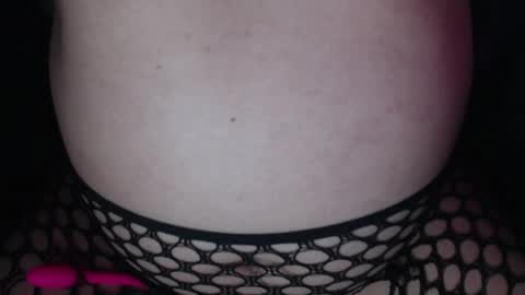 Snapshot of ms_millie11 chatting on May 18, 1:24 am Millie online show from May 18, 1:24 am