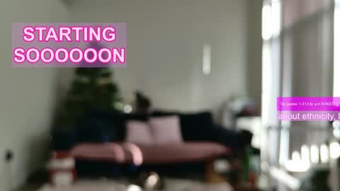 R o r i  SnapChat heyroriv2 wednesday - sunday Noon oclock mountain - 5pm mountain online show from February 21, 4:19 pm