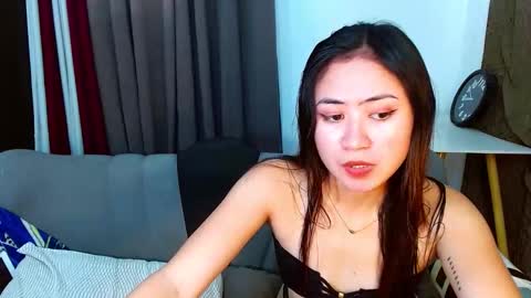 Nicole online show from November 6, 4:35 am