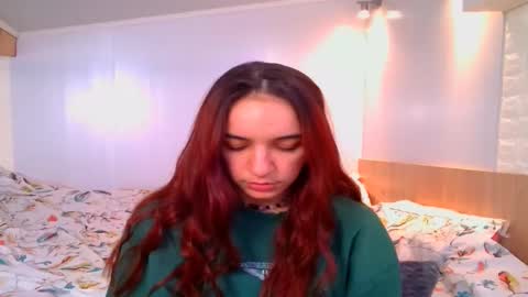 ms_sophiee online show from December 5, 9:17 pm