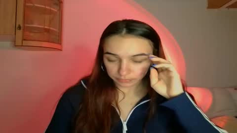 ms_sophiee online show from February 20, 7:08 pm