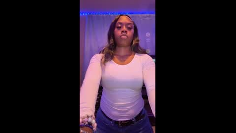 mskitty000 online show from September 9, 11:26 pm