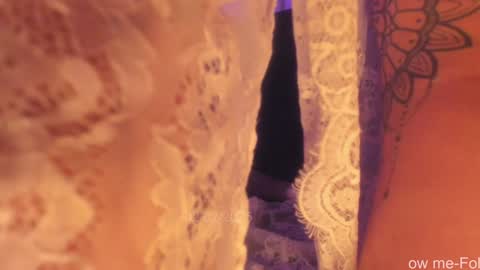 Meg  Vero online show from February 3, 7:40 am