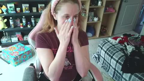 Mallow online show from December 21, 8:27 pm