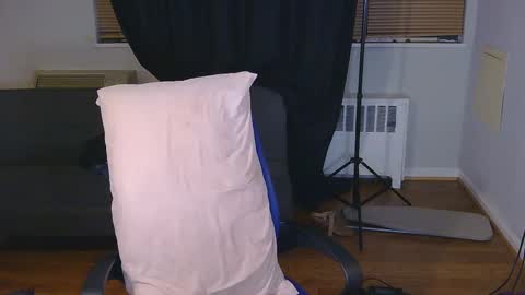 Snapshot of msmerlinmystique chatting on October 17, 2:37 am Merlin Mystique online show from October 17, 2:37 am