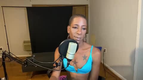 Snapshot of msmerlinmystique chatting on October 24, 1:35 am Merlin Mystique online show from October 24, 1:35 am