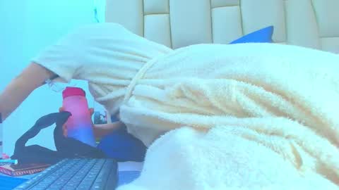 FERNANDA 3 online show from October 22, 3:07 am