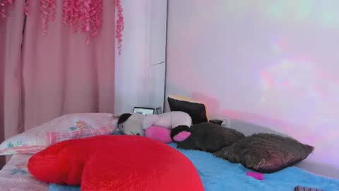 Chloe new account online show from November 14, 1:59 am