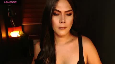 Snapshot of msveeyxo1 chatting on April 1, 9:23 pm Veey online show from April 1, 9:23 pm