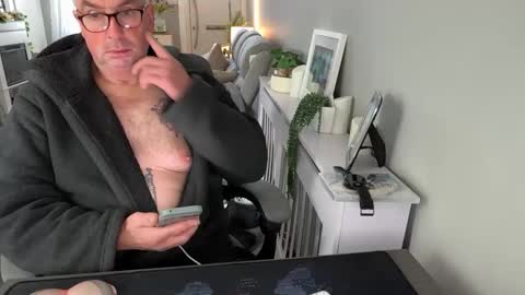 mtb1697 online show from April 13, 8:09 am