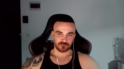 Victor online show from January 9, 7:40 pm