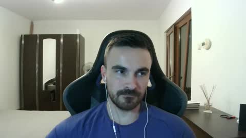 Snapshot of mu5clemania chatting on February 19, 5:31 pm Victor online show from February 19, 5:31 pm