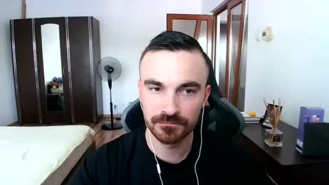 Snapshot of mu5clemania chatting on June 28, 2:45 pm Victor online show from June 28, 2:45 pm