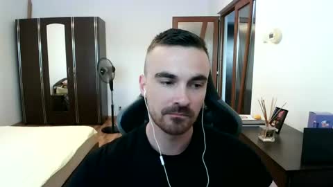 Snapshot of mu5clemania chatting on July 5, 2:24 pm Victor online show from July 5, 2:24 pm