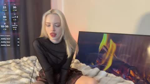 Lisa online show from February 22, 7:51 am