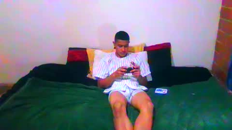 boss  y jord online show from February 11, 3:50 am