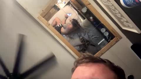 Snapshot of mudbone97ism chatting on April 24, 8:44 pm mudbone97ism online show from April 24, 8:44 pm