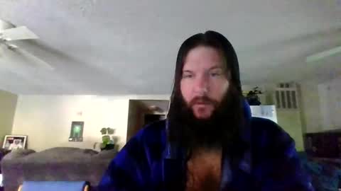 Snapshot of mudge chatting on December 28, 1:49 pm Mudge online show from December 28, 1:49 pm