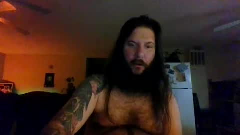 Snapshot of mudge chatting on January 2, 3:37 am Mudge online show from January 2, 3:37 am