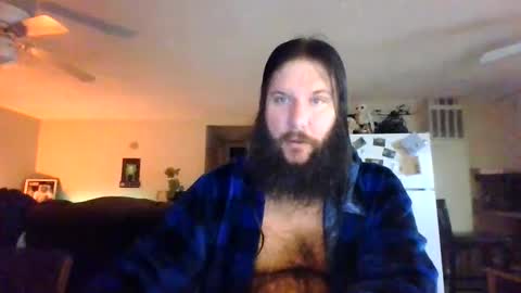 Snapshot of mudge chatting on January 3, 5:39 am Mudge online show from January 3, 5:39 am