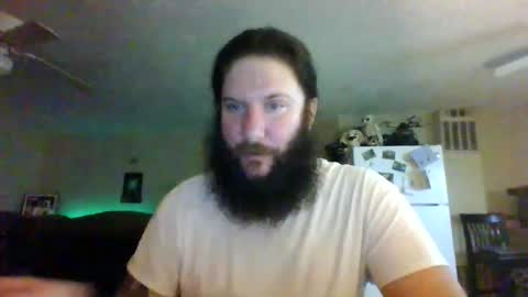 Snapshot of mudge chatting on February 7, 2:50 am Mudge online show from February 7, 2:50 am