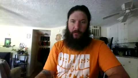 Snapshot of mudge chatting on July 1, 5:12 pm Mudge online show from July 1, 5:12 pm