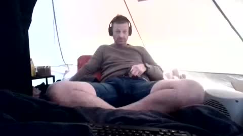 mudjimba online show from September 12, 8:09 pm